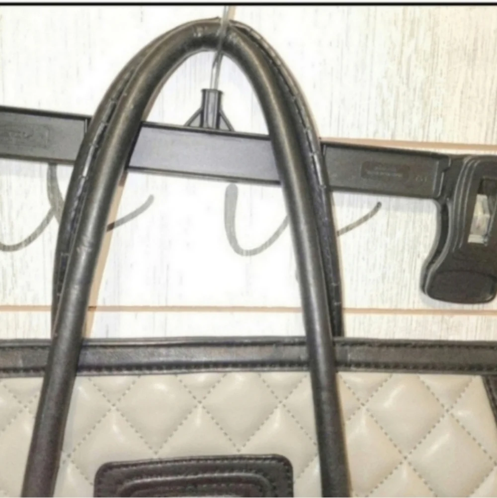 🖤 Love Moschino satchel